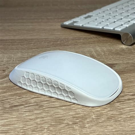 How an Ergonomic Case Can Prevent Fatigue and Discomfort while Using Your Magic Mouse